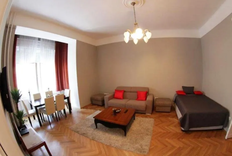 Hotel Omnibusz Budapest