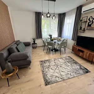 Apartman Maple Tree Budget